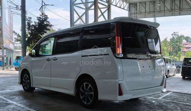 2020 Toyota NOAH 2.0 WXB (A) - 4