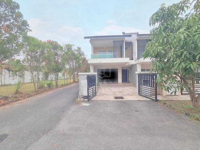 End Lot Two Storey Taman Jenderam Damai 1