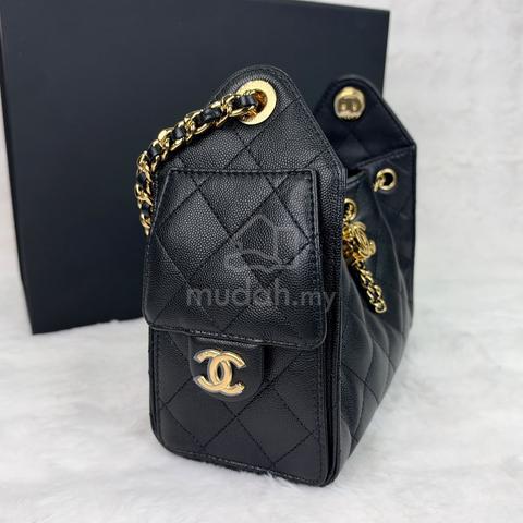 Chanel 25 Mini Black Caviar (Shiny Gold) GHW - photo 4 of 6