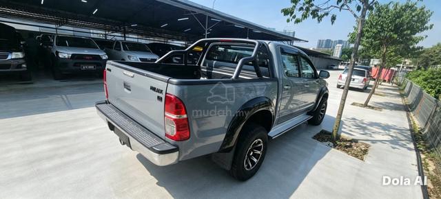 2012 Toyota HILUX 2.5 G (A) - 4