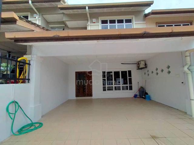 Move-in Ready 4R3B Double-Storey Terrace in Damai Impian 2 Cheras 1