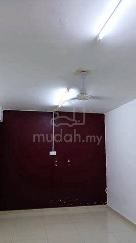 【FULLY TILES】Pangsapuri SEROJA Sebelah Main Road Dekat LOTUS NSK SETIA MALL 1