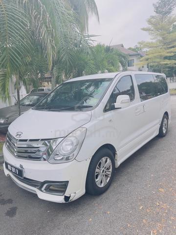 2015 Hyundai GRAND STAREX 2.5 ROYALE DELUXE (A) - 3