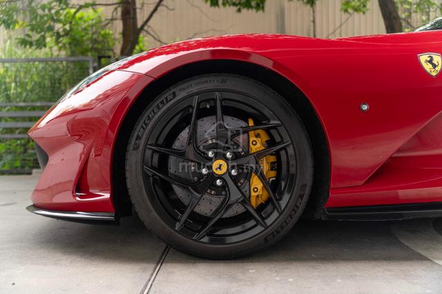 Ferrari 812 Superfast 2018 Imported New - 3
