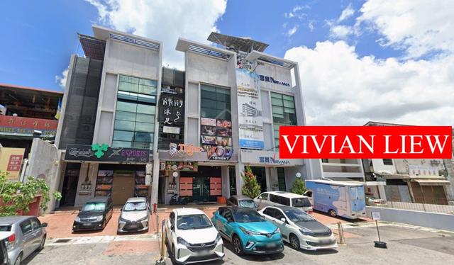 2.5 Storey Commercial Shop Lorong Selamat Georgetown Rent 1