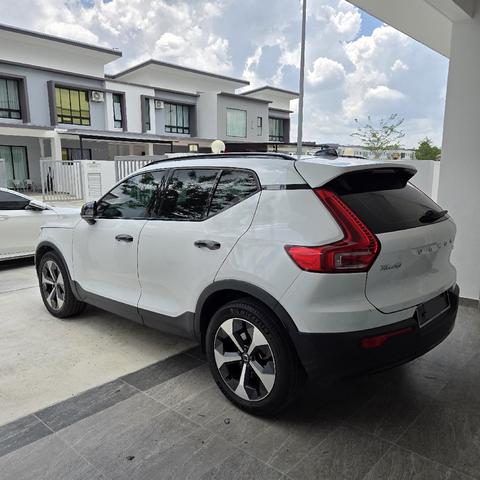 2023 Volvo XC40 2.0 B5 ULTIMATE MY22 (A) - 2