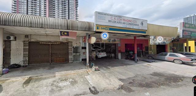 Medan MAKMUR 1.5 Storey Factory/Warehouse Facing Mainroad 1