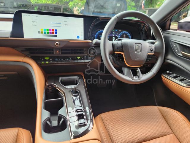 2024 Toyota Crown Sport Z Red (Grade 5A 9,000km) - 3