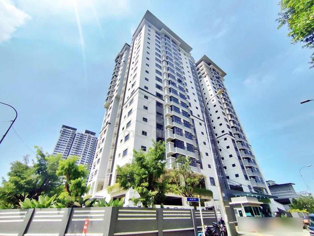 Royalle Condominium 1