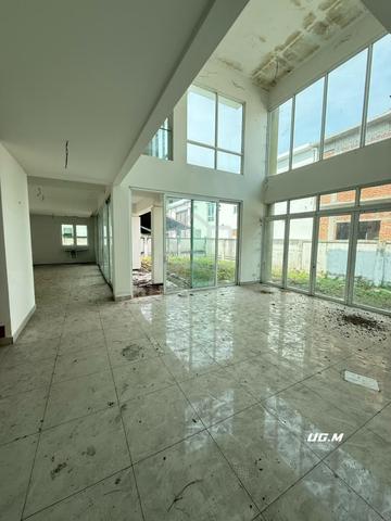 2 Sty Bungalow 70x97 With Swimming Pool Bandar Parklands Klang 1