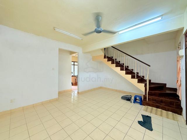 FULL LOAN! Double Storey Bandar Tasik Kesuma Fasa 9 Semenyih 3