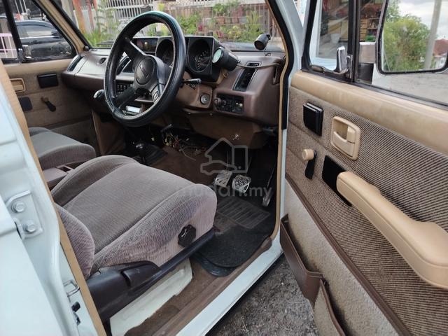 1995 Isuzu TROOPER 2.8 (M) - 3