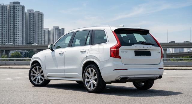 2016 Volvo XC90 2.0 T8 (A) - 2