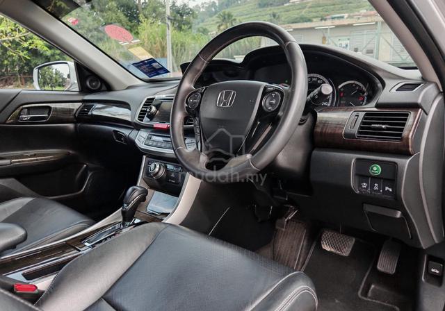 2015 Honda ACCORD 2.0 VTi-L (A) F.S.R Luxury Model - 3