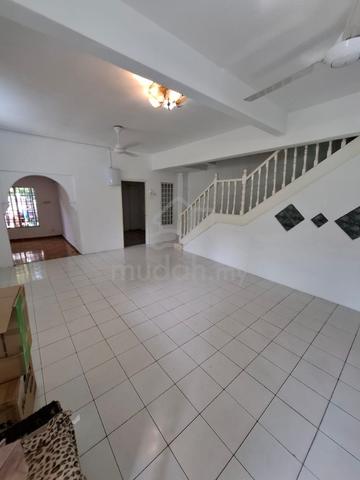 Big Land Corner 2sty Terraced House, Taman Puncak Jalil,Seri Kembangan 1