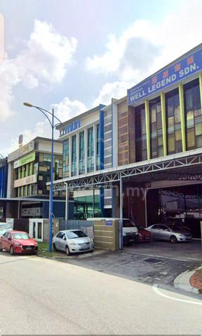 Amari Batu Caves 2.5 Storey Semi D Factory 1