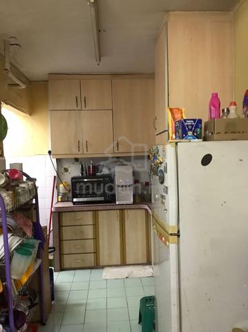 Flat Taman Cahaya Indah 5