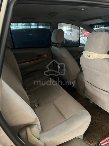 2009 Toyota INNOVA 2.0 G FACELIFT (A) - 4