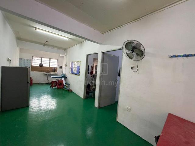 Taman Seruling Emas Flat 1