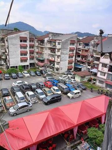 Pangsapuri Nuri (Taman Bukit Idaman) 1