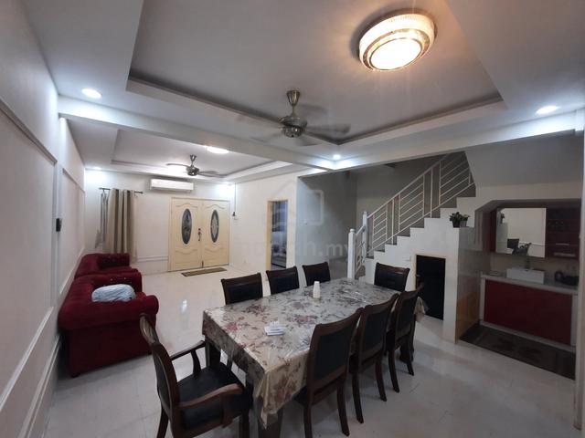 Putrajaya Teres Two Storey Face Playground Fully Reno Non-Bumi lot 1