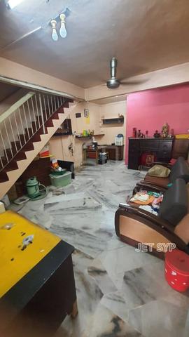 Pandamaran Lorong Selat Selatan Port Klang 2sty 16*65sqft Reno for sal 1