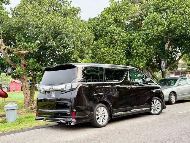 ON THE ROAD 2016 Toyota VELLFIRE 2.5 (A) - 5