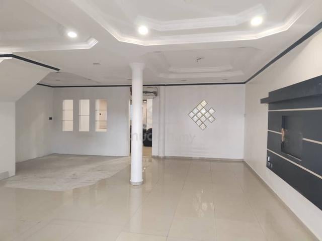 Taman Tyng Sandakan / Double Storey Terrace / Intermediate / 4 rooms 1