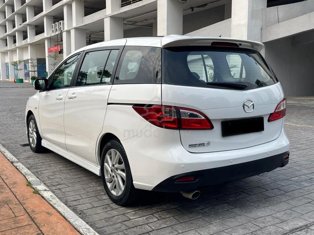 2011 Mazda 5 2.0  (A) One Owner - 2