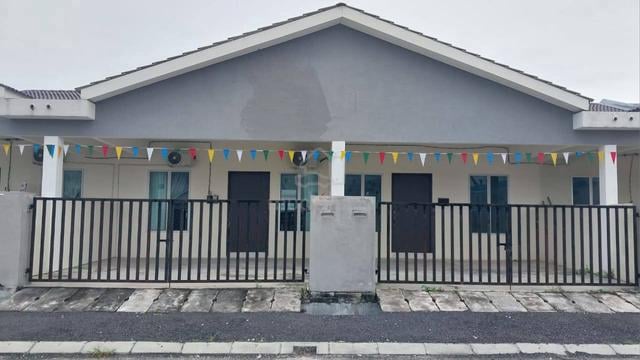 Rumah Belakang Lotus - Rumah Size Besar & Design Cantik 1