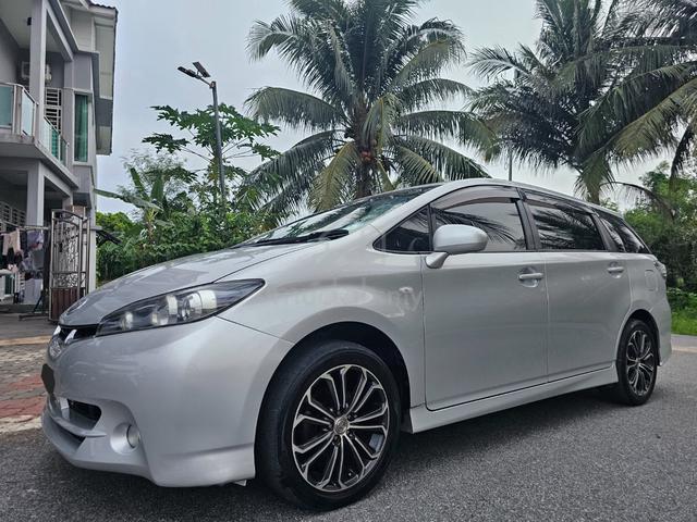 2011 Toyota WISH 1.8 S (A) - 2