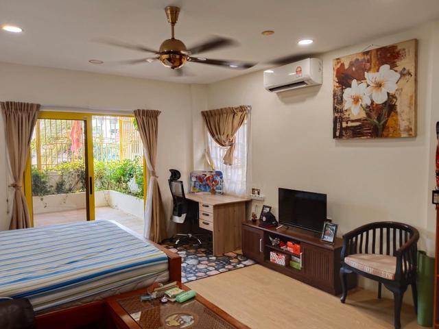 Bungalow-Tanjung Aru 1