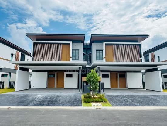 Isle of Fantasia in Setia Eco Glades 2 storey super link for rent 1