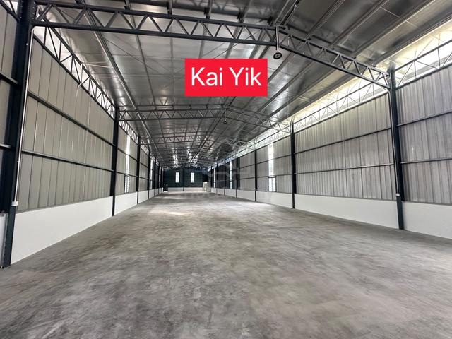 Warehouse For Rent | Facing Main Road @ Batu Maung / Bayan Lepas 1