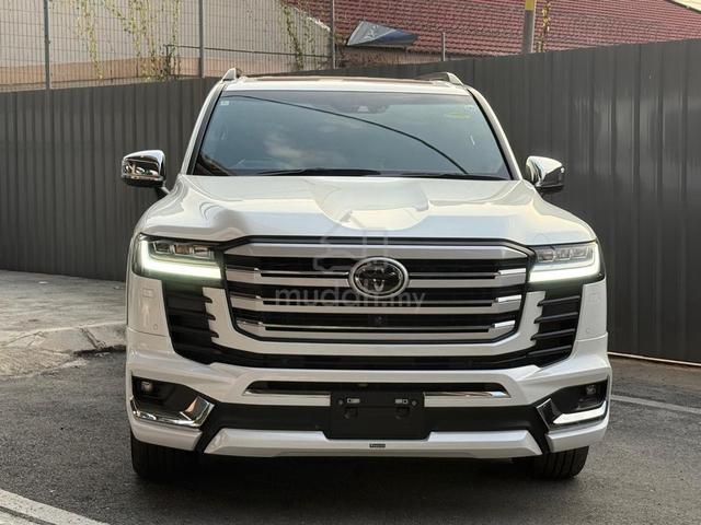 Black Interior 2024 Toyota LANDCRUISER 3.4 ZX - 2