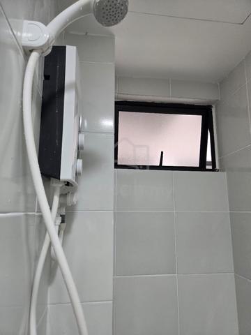Uni Suites 3