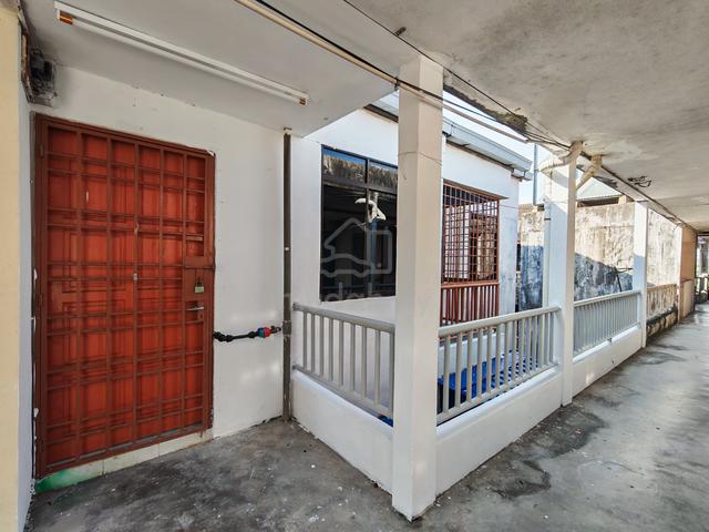 Desa Cemara 1