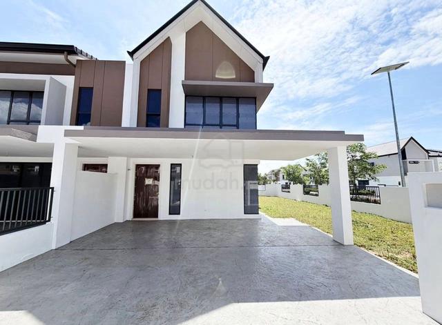 10ft Endlot Nearby Aeon Nilai | Facing Open Gated Guarded 1