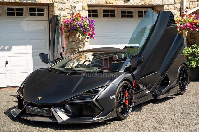 1 OF 1 2025 Lamborghini Revuelto 6.5 V12 800 MILES - 1