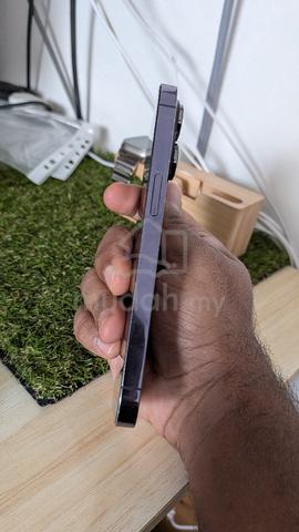 Iphone 14 pro purple 256 GB - photo 3 of 4