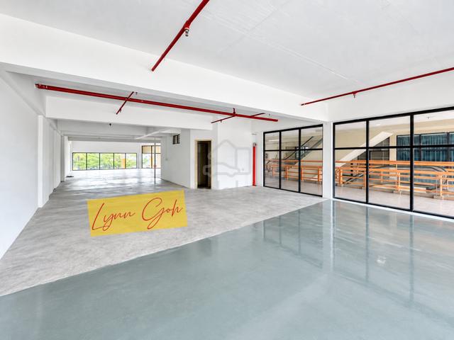 Upper 1st floor Natural Lighting Good Qi Spacious Shop Office for Rent 1