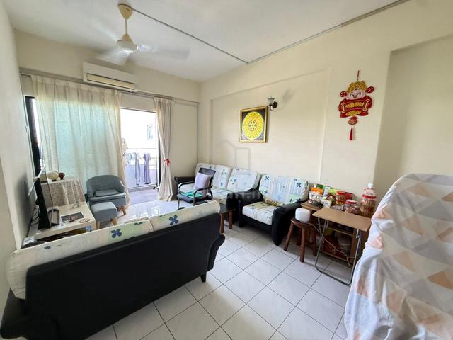 Pasir Mutiara Condominium 1