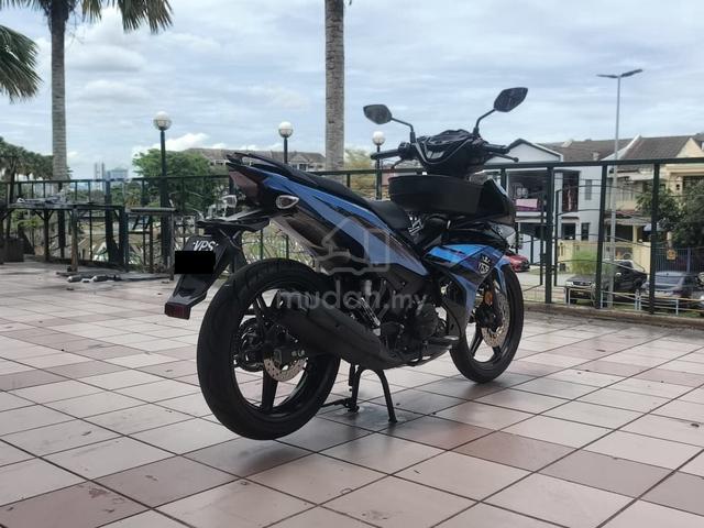 2025 Yamaha Y15ZR V2 (10K KM ONLY) TIPTOP LIKE NEW - photo 4 of 10