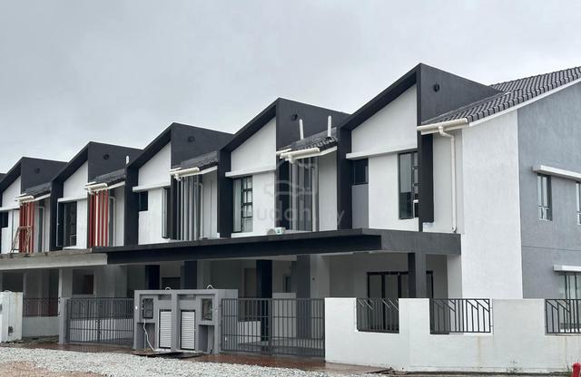 2-storey TERRACE 20' x 70' Alam Perdana (SELASIH) 1