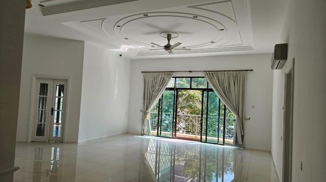 The Palazzo 1
