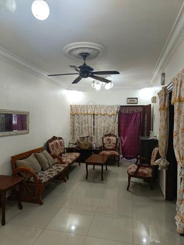 Desa Mentari Flat (Block 11) 1