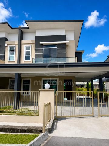 Double Storey Terrace Corner at Taman Swanston, Jalan Batu Kawa - Mata 1