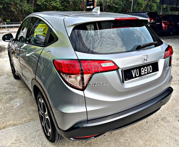 2017 Honda HR-V 1.8 S (A)HONDA SERVICE RECORD BOOK - 4