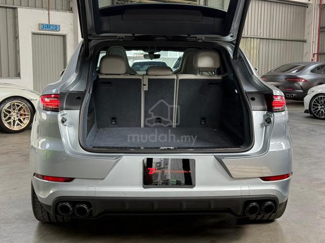 Reg 2024 Porsche CAYENNE COUPE 3.0 (A) JP SPEC - 4