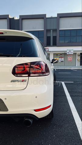 2012 Volkswagen GOLF 2.0 GTi (A) - 2
